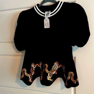 Queen of Sparkles Wavy Top Sz S NWT